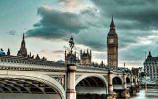 总决赛这段发球局太太真实：独行侠明明占优却突然收着踢